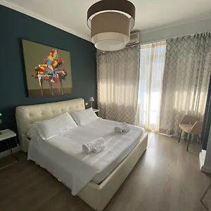 Corso Italia 2*, Milánó Olaszország
